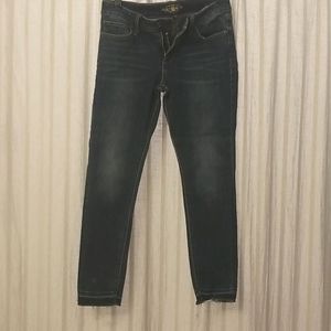 LUCKY BRAND raw hem ankle jeans